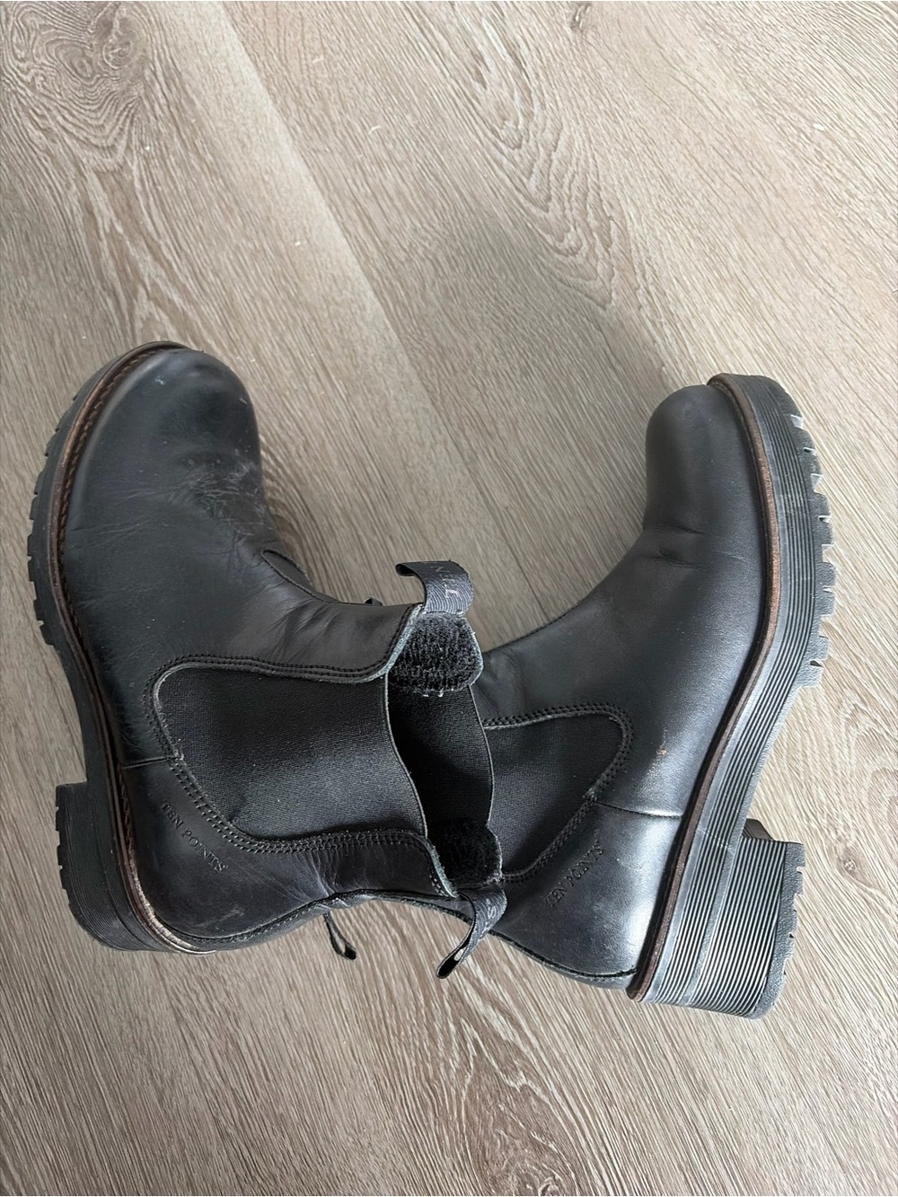 Ten points genuine Black Leather Chelsea Boots - Rugged Lug Sole - Picture 5 of 8